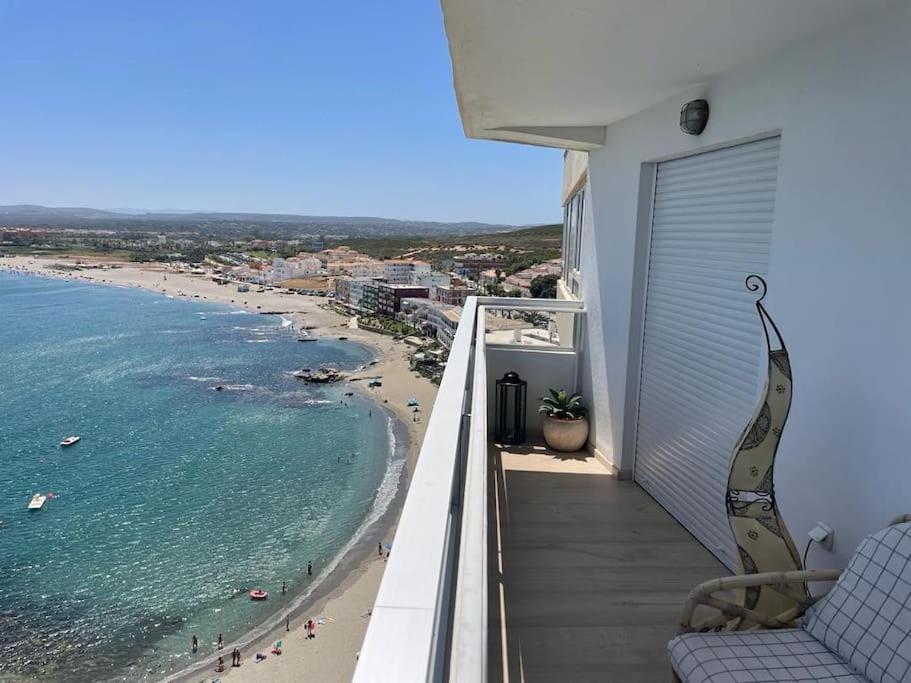 Maravilloso Apartamento En Primera Linea De Playa. Torreguadiaro Luaran gambar